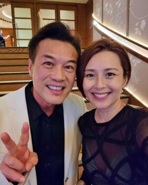 Priscelia Chan Instagram - It was a lovely wedding last night. Heartfelt moments filled with so much gratitude and love for their parents and loved ones..
The creativity in the videos were superb too laaaa..so apt of @joelchoozw style 😆👏👏👏🤣😎
Congratulations Mr and Mrs Joel Choo！ Forever love and bliss ♥️
恭喜厚仁大哥家有喜事😊🎉🌻