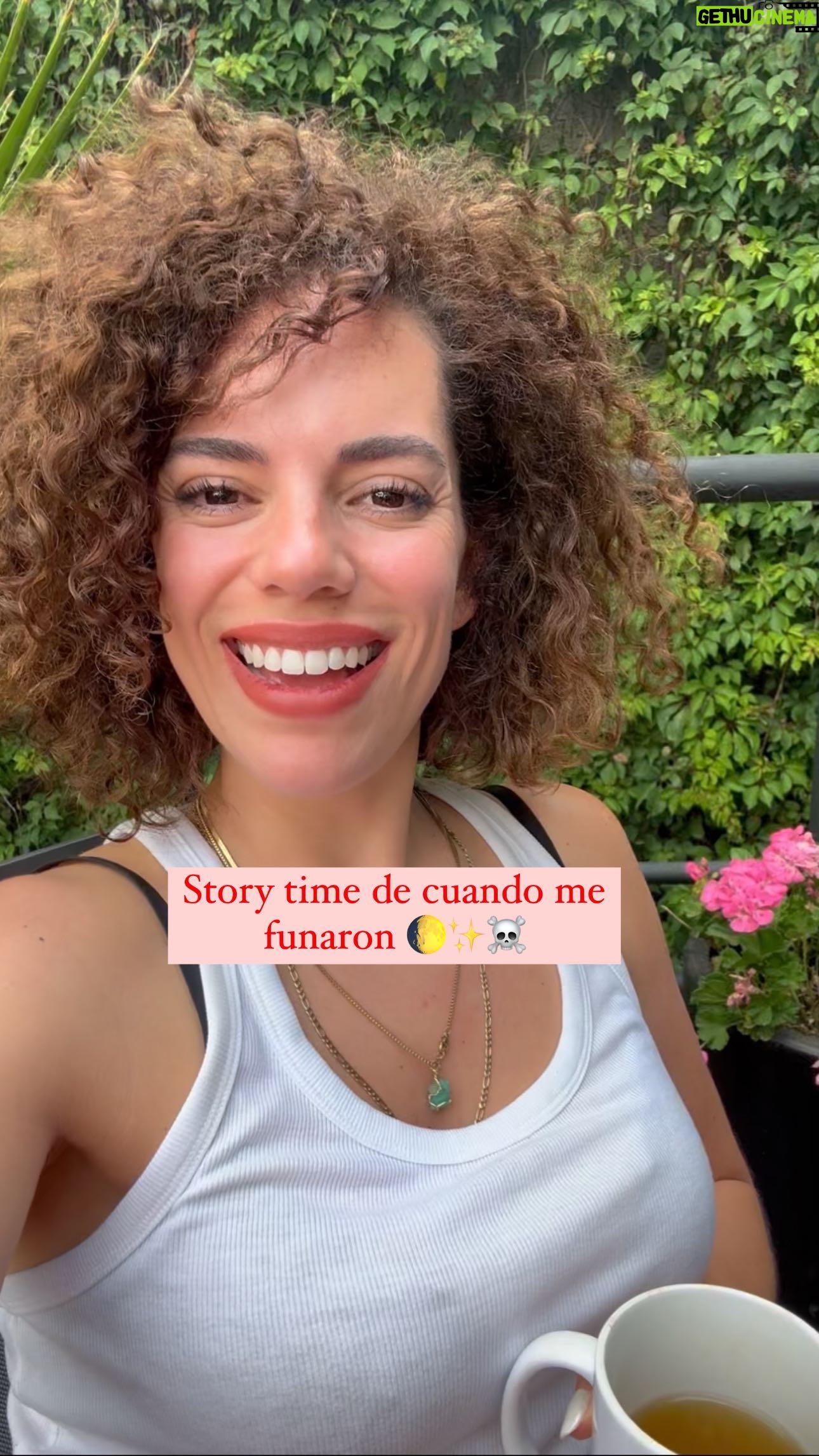 Priscila Faz - 2.8K Likes - Story time de cuando fui más odi4da que César Duarte y P Diddy juntos 😫.
Las amo madrinas ♥️ gracias a Tete por su participación especial y quien haya recibido odio del internet alguna vez, les abrazo.
Nomas cierren el app, que les de el sol y abracen a alguien que los quiere, puntos extra si es gente que parieron aunque huelan a calcetín a veces ♥️.
#chisme #funada #eclipse #tete #ortodoncia #memes #comedia #🪦