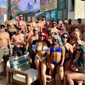 Priscilla Zuniga Instagram - And finally, A Vegas photo dump 🖼️

Shoutout to everyone who made it special 🙌🏼
