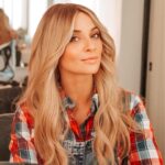 Priscilla Betti Instagram – Les 100 vidéos sur @w9 ce soir 🫶🏼
Merci @yorendelola @cathylantuejoul @jessmoutafis @cassandremakeup ✨