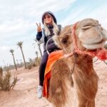 Priscilla Betti Instagram - Alors, chameau 1 ou 2 bosses ?! 😂 🐪