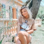 Priscilla Betti Instagram - Un air de Provence 🌿 Photo by @insta_minutepapillon ❤️
