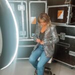 Priscilla Betti Instagram - Côté backstage 🎥