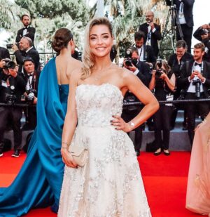 Priscilla Betti Instagram - C A N N E S 2022 • 👗
Robe : @christopheguillarme 
Bijoux : @manipura_joaillerie 
Coiffure :  @erosgiuliani 
Make-up : @ev_art06 
Photo : @gettyimages 

#cannes #cannes2022 #cannesfilmfestival #redcarpet