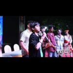 Pritam Kagne Instagram - 'खुर्ची' सिनेमाच्या कलाकारांची वाशी येथील राजीव गांधी महाविद्यालयाला खास भेट. पहा 'खुर्ची' १२ जानेवारी पासून तुमच्या जवळच्या चित्रपटगृहात. #Khurchi #खुर्ची #12_January_2024 #CollegeVisit Presenter: @santosh_k_hagavane  Producer: #SantoshKusumHagavane | @cupidsillyshell | @pnagar_pune Banner: @aaradhyamotionfilm | @yogashafilms  Co-Producer: @dramitbairagi | @atish_jawalkar Director: @iamshivmane | Santosh Kusum Hagavane  Writer: Santosh Kusum Hagavane  Artists: @raqeshbapat | @akshaywaghmare | @aryanhagavaneofficial | @suresh_vishwakarma2012 | @pritamkagneofficial | @maheshdghagg_official | @kalyaninandkishor_official | @shreya_pasalkar_official_ | #MeghrajRajeBhosale | #AradhanaSharma Distributor: @boxhitmovies | Citylight Pictures । @anupjagdale_official | @monalisabagal । Yogita Gawli । Santosh Kusum Hagavane  A #BoxHitMovies and #CitylightPictures National Release  Music on #ZeeMusicMarathi #politics #power #might #drama #public #vote #election #film #movie #promotion #marathi #law #jail