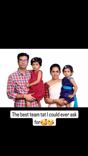 Priya Manjunathan Instagram - Ordinary family🥰 

#family #familygoals #familyfirst #momanddaughters❤️ #dadanddaughters