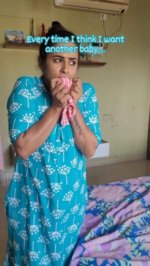 Priya Manjunathan Instagram - Seriously I feel all the time wen I get to see some babies... bt to start everything from the beginning without any help yeppa saamy🙏🙏🙏🙏🤣

#funnyreels #momanddaughters #mommy #reelsinstagram #funnyvideos #momlife #momlifebelike #momboss #momoftwo #momdancer #momsgrid