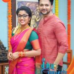 Priya Joe Instagram - Trending Couple on Town...!!!😉❤‍🔥 சீதா ராமன் | திங்கள் - வெள்ளி இரவு 7:30 மணிக்கு #SeethaRaman #Seetha #Raman #SriPriyanka #JujeDsouza #Zeetamil