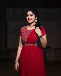 Priya Joe Instagram - Always look on the bright Side✨ in frame @priyajoe7official