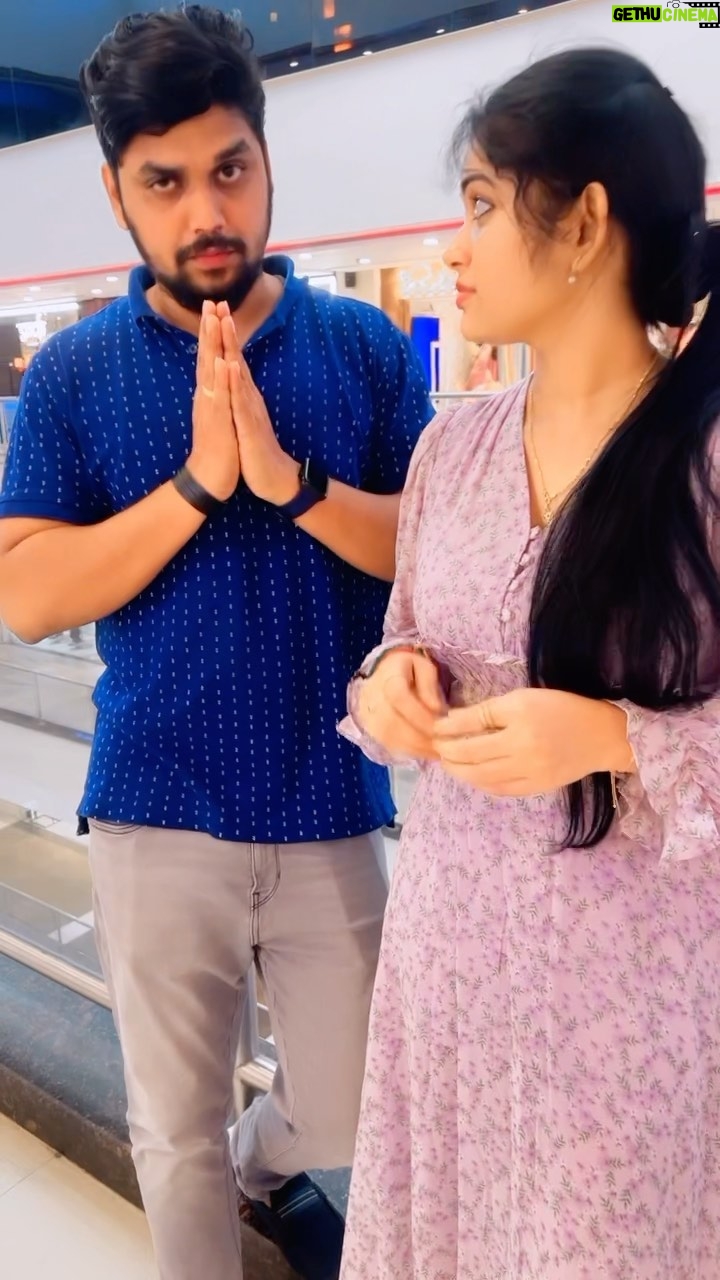 Priya Joe - 4.4K Likes - Wish You Many More Happy Returns Of The Day My Dear Sweetheart🤴🏻😍🎂Enjoy Ur Spl Day🥰🍫🥳Always Be Happy&Healthy Forever Anna.. May God bless you with all His blessings and care..♥️🌿I Love You So Much Thangameyy♥️😍🥰😘🤩🎊🎉🎁😍
.
.
Tag That Nallavan🤩🤭
With My Cute Bro🤴🏻😍 @praveengoffl ♥️✨
.
.
#♥️ #200 #k #followers #instagram #thankful #brother #loveyou #brothersisterlove #strong #bond #life #long #happy #goodvibes #cute #baby #memories #true #heart #instagram #priyajoe7 #reels #always #behappy #positivevibes #staysafe😇