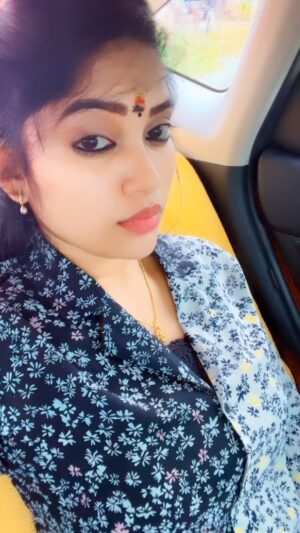 Priya Joe Instagram - ✨😍🫰🏻💛♥️💛🫰🏻😍✨
.
.

🤩😍✨🌿♥️🌿✨😍🤩
.
.
#♥️ #100 #k #followers #instagram #thankful #happy #feelings #my #favorite #song #melody #tamilsongs #wednesday #vibes #loveit #cute #pink #baby #instadaily #true #heart #instagram #priyajoe7 #reels #always #behappy #positivevibes #staysafe😇