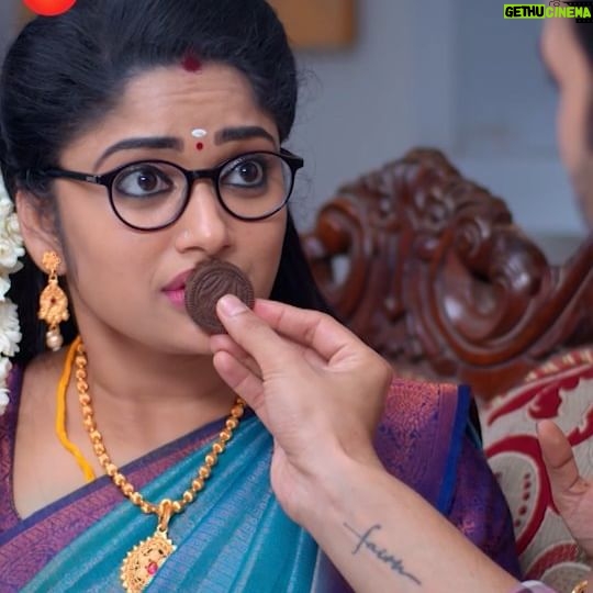 Priya Joe - 3.4K Likes - Here’s to all the Seetha Raman fans 👀
Did you catch the latest episode? Looks like Seetha got a little too excited about the 2023 Cup until Ram reminded her about @oreo.india belief! Remember, keep supporting Team India, but until we get what we all want, we don’t talk about their chances…Because #OreoBolaMatBol 🤫
@priyajoe7official @jay_dsouza_official