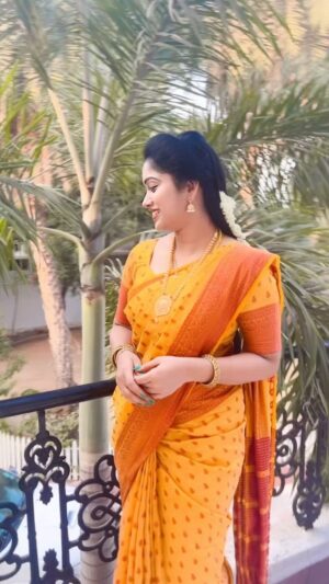 Priya Joe Instagram - Raajaa🤴🏻Raani👸🏻Pola🥰
.
.
✨😘😍🌿💛👸🏻♥️🤴🏻💛🌿😍😘✨
.
.
#♥️ #200 #k #followers #instagram #thankful #happy #feelings #my #favorite #song #tamilsongs #monday #vibes #loveit #cute #pink #baby #instadaily #true #heart #instagram #priyajoe7 #reels #always #behappy #positivevibes #staysafe😇