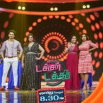 Priya Joe Instagram - Team Seetharaman 🔥🔥 Takkar Takkar | Today at 8.30pm. #reshma #SriPriyanka #JajeDsouza #RekhaKrishnappa #TakkarTakkar #NewShow #ZeeTamil