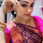 Priya Joe Instagram - ✨😍♥️Yempera Nee Solla Yedho Aagiponene♥️😍✨ . . 🥰😍✨🌿💛♥️💛🌿✨😍🥰 . . சீதா ராமன் | திங்கள் - வெள்ளி இரவு 7.30 மணிக்கு..😍♥️✨🌿#priyajoe7 #new #avatar #positivity #seetha #vibes #seetharamam #trending #♥️ #200 #k #followers #instagram #thankful #happy #song #saturday #vibes #loveit #cute #pink #baby #instadaily #true #heart #instagram #priyajoe7 #reels #always #behappy #positivevibes #staysafe😇