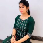 Priya Joe Instagram - ✨🥰😍🌿💛♥️💛🌿😍🥰✨ . . 🤩😍🌿✨💛♥️💛✨🌿😍🤩 . . #♥️ #200 #k #followers #instagram #thankful #happy #feelings #my #favorite #song #tamilsongs #friday #vibes #loveit #cute #pink #baby #instadaily #true #heart #instagram #priyajoe7 #reels #always #behappy #positivevibes #staysafe😇