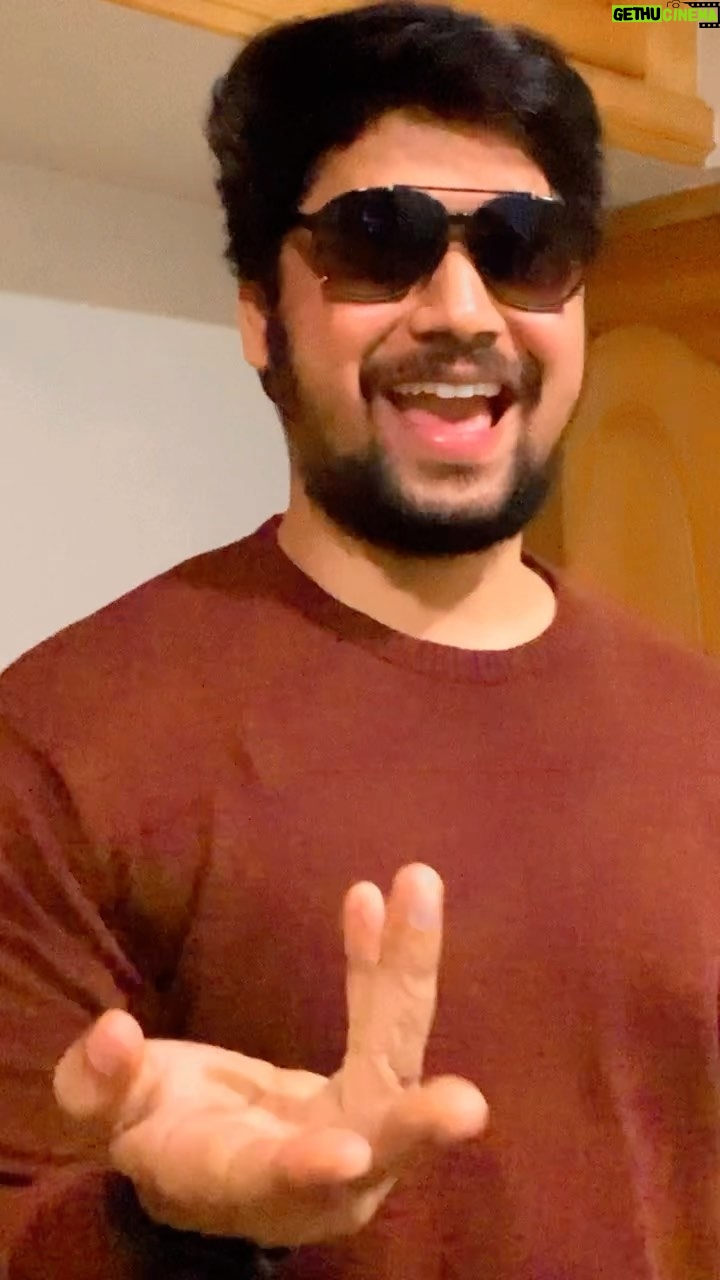Priya Joe Instagram - Waiting for mumu yaa😍🥰❤️🤘🏻 #valentines #trending #trendingreels #post #lovequotes #lovestatus #reelsinstagram #sundayvibes #goundamani #comedy #viral #viralreels #instalike #support #fans #thuglife #tamillovecomedy #kollywood #youngthug #lifestyle #thalaivar