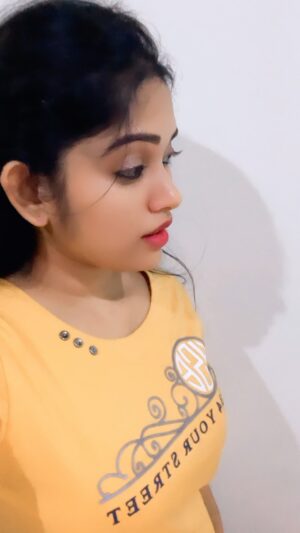 Priya Joe Instagram - 😍🫰🏻✨🌿♥️🌿✨🫰🏻😍
.
.
😍😘✨🌿💛♥️💛🌿✨😘😍
.
.
#♥️ #200 #k #followers #instagram #thankful #happy #feelings #my #favorite #song #tamilsongs #saturday #vibes #loveit #cute #pink #baby #instadaily #true #heart #instagram #priyajoe7 #reels #always #behappy #positivevibes #staysafe😇