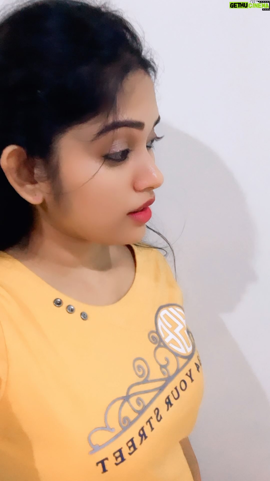 Priya Joe - 5.5K Likes - 😍🫰🏻✨🌿♥️🌿✨🫰🏻😍
.
.
😍😘✨🌿💛♥️💛🌿✨😘😍
.
.
#♥️ #200 #k #followers #instagram #thankful #happy #feelings #my #favorite #song #tamilsongs #saturday #vibes #loveit #cute #pink #baby #instadaily #true #heart #instagram #priyajoe7 #reels #always #behappy #positivevibes #staysafe😇