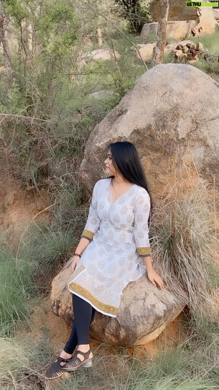 Priya Joe - 6.4K Likes - 🥰😍✨🌿💛♥️💛🌿✨😍🥰
.
.
🤩😍😘✨♥️✨😘😍🤩
.
.
#♥️ #200 #k #followers #instagram #thankful #happy #feelings #my #favorite #song #tamilsongs #monday #vibes #loveit #cute #pink #baby #instadaily #true #heart #instagram #priyajoe7 #reels #always #behappy #positivevibes #staysafe😇