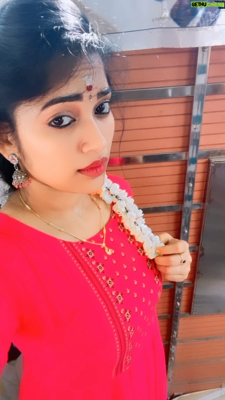 Priya Joe - 6.6K Likes - 🌿😍✨💛♥️💛✨😍🌿
.
.
✨😍😘💛🌿♥️🌿💛😘😍✨
.
.
.
#♥️ #200 #k #followers #instagram #thankful #happy #feelings #my #favorite #song #tamilsongs #thursday #vibes #loveit #cute #pink #baby #instadaily #true #heart #instagram #priyajoe7 #reels #always #behappy #positivevibes #staysafe😇