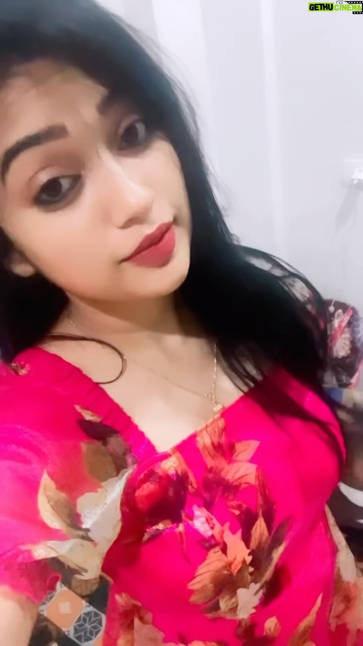 Priya Joe Instagram - ✨♥️😍Singara Siriye Angalinale Bangara Agge Ba Maaye😍♥️✨ . . @priyajoe7official 👸🏻🤩 . . #singarasiriye #morning #vibes #behappy