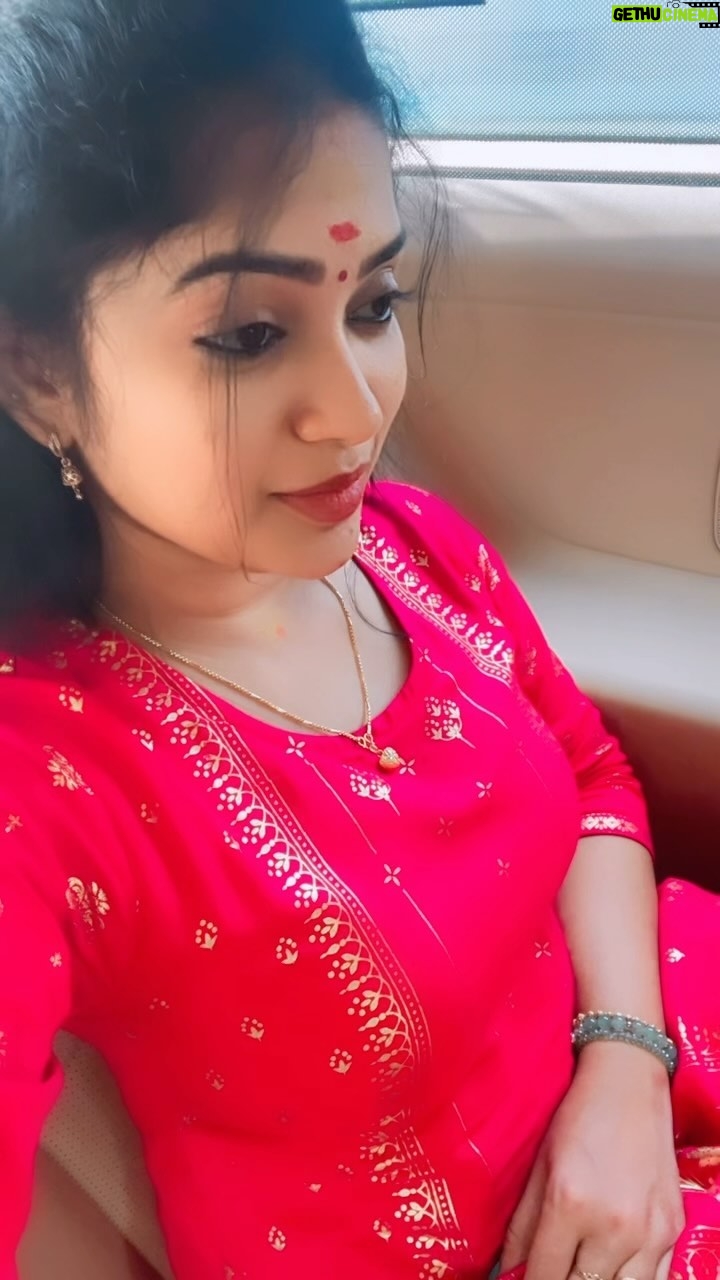 Priya Joe - 4.3K Likes - ♥️😍
.
.
@priyajoe7official 👸🏻✨