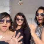 Priya Prince Instagram - Love is not just a feeling; it’s a commitment to always hold someone close to your heart, no matter the distance or time. @priyaprince1111 @shastrygayathri Miss you @rajeshwariraji75 #fun #instagood #love #illakiya