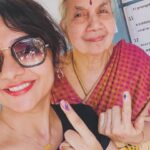 Priya Prince Instagram - Voting is our right and here we our family never missed to cast our vote and ya my daughter casted her FIRST VOTE✌🏻☺️ .. .. #vote
