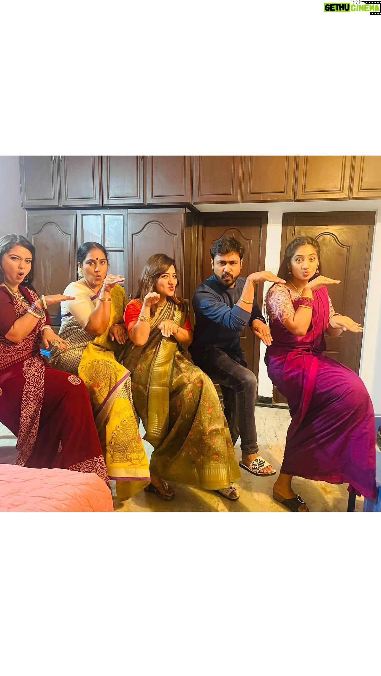 Priya Prince - 9.7K Likes - IPO na kalyanam pananuma vendama 😂🥰Always fun with my Gang🫣 @shastrygayathri @priyaprince1111 @himabindhu____ @sushmanair07 @rajeshwariraji75 😂🥰🙌