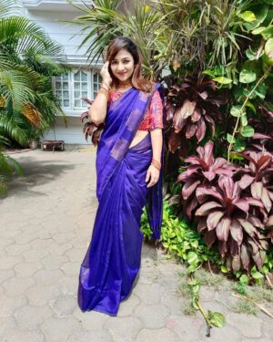 Priya Prince Instagram - Being Kind is more important than Being Right.

Sometimes People need a loving Heart to listen,

Not a Brilliant Mind to Speak. 
❤️❤️❤️