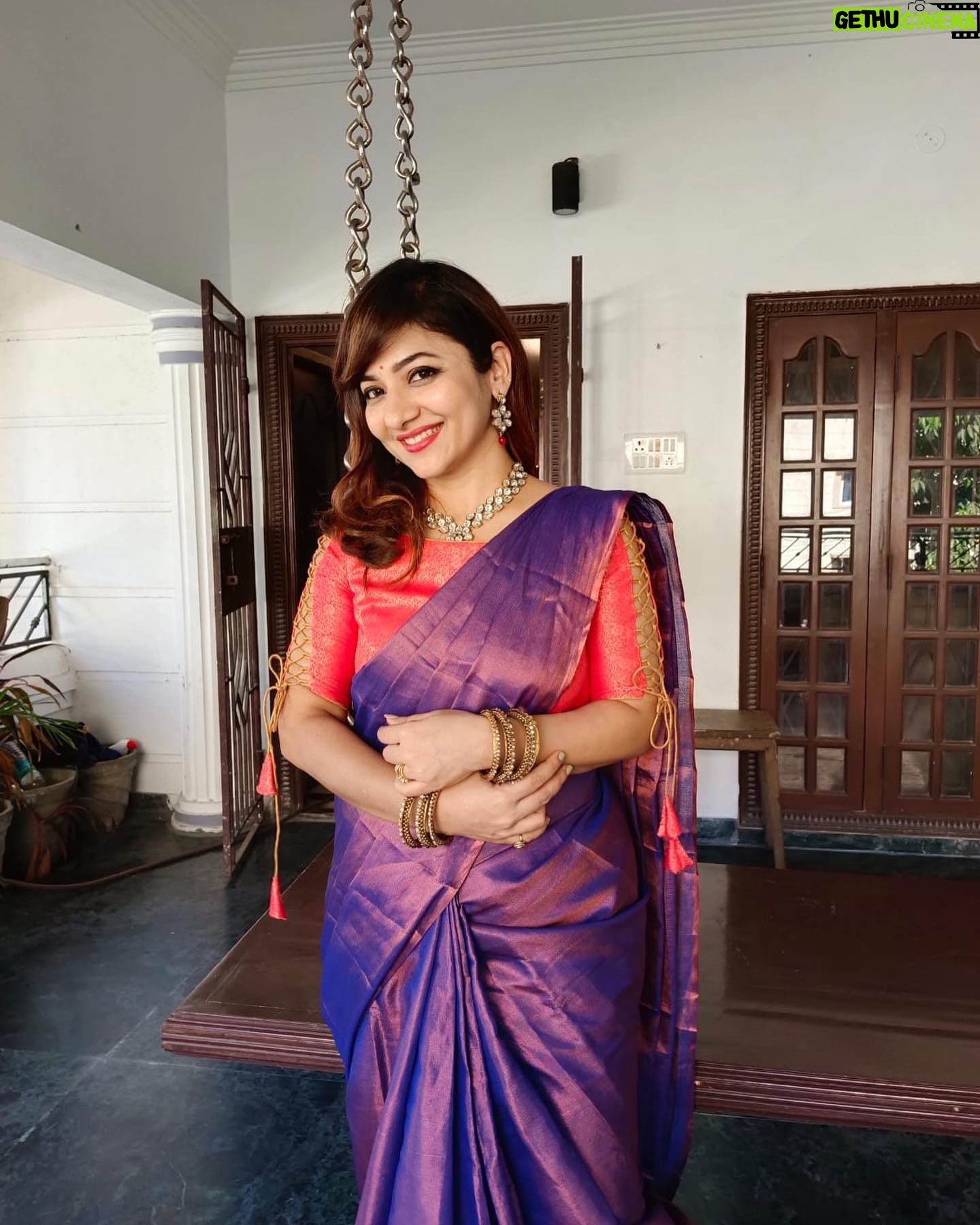 Priya Prince - 8.6K Likes - Being Kind is more important than Being Right.
Sometimes People need a loving Heart to listen,
Not a Brilliant Mind to Speak.
❤️❤️❤️