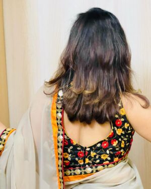 Priya Prince Instagram - Simple principle of Life:-

Never think you are nothing

Never think you are everything

But always think you are something & you can achieve anything...
..
Photography - @aravish_glitzy