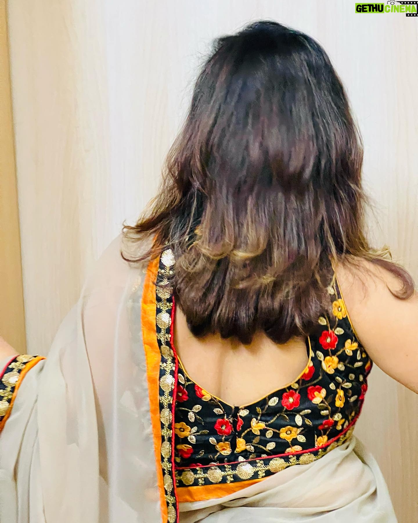 Priya Prince - 4.6K Likes - Simple principle of Life:-
Never think you are nothing
Never think you are everything
But always think you are something & you can achieve anything...
..
Photography - @aravish_glitzy