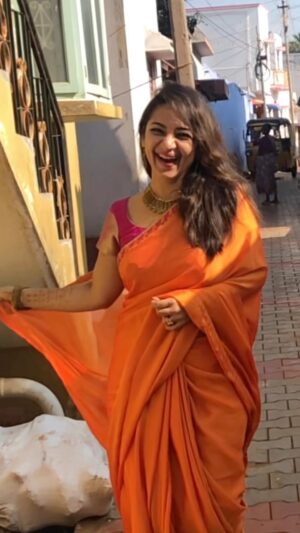 Priya Prince Instagram - Smile will fade away all ur sadness ❤️❤️ keep smiling as someone on this earth want you to stay happy ☺️☺️..
..
..
..
#nofilter #madurai #show #smile #healing #health #healthcoach #wellness