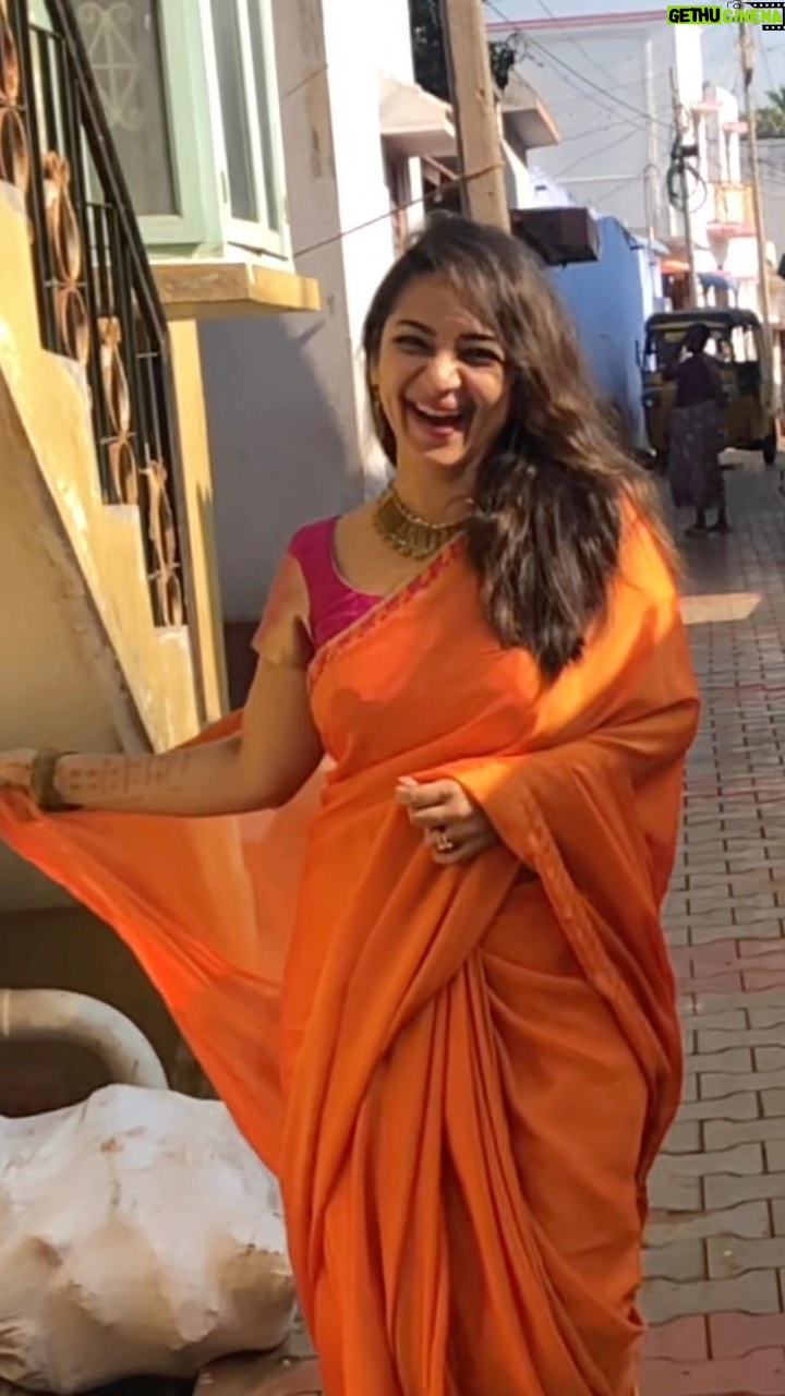 Priya Prince - 2.2K Likes - Smile will fade away all ur sadness ❤️❤️ keep smiling as someone on this earth want you to stay happy ☺️☺️..
..
..
..
#nofilter #madurai #show #smile #healing #health #healthcoach #wellness