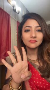 Priya Prince Instagram - Enga appa itha keta 😂😂😂 .. .. #réel #reelsinstagram #ree #reelitfeelit #reelsindia #rosé