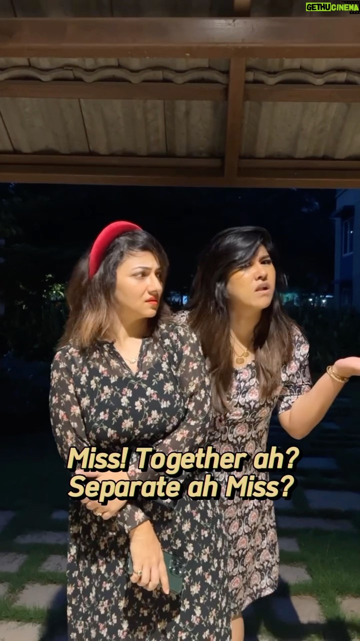 Priya Prince Instagram - The millennial scholars ๐๐๐. โฆ. โฆ. #rรฉel #reelsinstagram #fun #friends #comedy #laugh