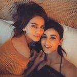 Priyanka Purohit Instagram – Stay close to people who feel like sunshine 🌞
.
.
.
@viuindia #sumersinghdiaries