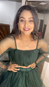 Priyanka Shivanna Instagram - 💚😬 . . #reelsvideo #kannada #zeekannada #songs 👗 @ds__hangers MUA @makeoverbyshilparaju Earings @rentmyjewels