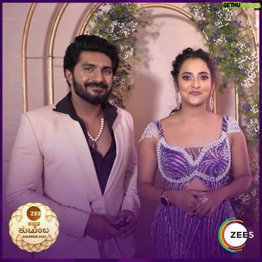 Priyanka Shivanna Instagram - ಯಾವಾಗ್ಲೂ ಜಗಳ ಆಡೋ ದಿವ್ಯಾ ಮತ್ತು ಬಾಲಾರ Understanding ಹೇಗಿರ್ಬಹುದು? #Divya #Baala #PriyankaShivanna #Shashiraj #Sathya #SathyaOnZEE5 #ZeeKutumbaAwards #ZeeKutumbaAwards2023 #ZKA2023 #ZEE5 #ZEE5Kannada