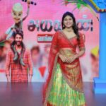 Pujitha Devaraj Instagram - Another full on laughter show tomorrow at 8am-Ayalaan Pongal Special only on @suntv ✨ Can’t forget how you started the show by telling ‘Ivanga yedho model aamey’ to Balasaravanan avargal😂 Everytime whenever you are in our sets you just light up the whole atmosphere @sivakarthikeyan 💌 Just wishing only happiness and positivity for you♥️ Outfit @mayon_by_subhathracouture Pics @s.a_arun_ Can’t thank much @praneshrajashekar sir for the opportunity ♥️ #suntvanchor #ayalaan #sk #sivakarthikeyan #ayalaanpongal #suntvpongalspecial #sivakarthikeyan_world #tamilcinema