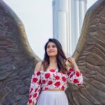 Pujitha Devaraj Instagram - ✨🤍 Thank you @avostudiodubai for the this quick shoot✨ #habibi #dubai #wings #visitdubai #view @wingsofmexico @visit.dubai @dubai.travelers