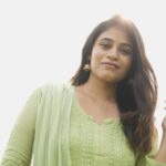 Pujitha Devaraj Instagram - That’s the feeling when you at last find authentic chikankari kurtis online @pakke_dhaage ✨ Shot by @the_buddhagirl 🫶🏻 Hair @tejusmakeover ✨ #chikankari #original #pujithadevaraju #goinggreen