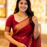 Pujitha Devaraj Instagram - That feminine urge to wear saree✨ Saree&Blouse @_fabern Shot by @qboidweddings Hair @bridescorner_artistry Neckpiece @bhima_nagercoil #sareelove #simple #pujithadevaraju
