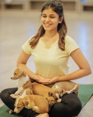 Pujitha Devaraj Instagram - Introducing my babies🐾

Getting back to my fav spot on earth @pawga_ 🐶after ages is truly a bliss✨
All these puppies are up for adoption,so pls contact @blue_cross_rescues to take them home🐾
📸 @thatmadraskaran 

#dontshopadopt #indies #pawga #instadog #puppy