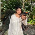 Pujitha Devaraj Instagram - Ena pa 10000 wala va … . . Wearing @shades_of_vp PC @_tarani_jk_ (when area kids become good photographers) #pujithadevaraju #diwali2023 #ootd
