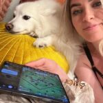 QTCinderella Instagram - You’re telling me I can now multitask while gaming?! The world isn’t ready 😈 Big shoutout to @googleplay and @android for hosting the Split-Screen @clashofclans tournament on the Samsung #galaxyzfold5 ! #sponsored Don’t miss the finale tomorrow with @disguisedtoast and @itshafu !