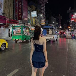 Quỳnh Lương Instagram - "Có những người không thuộc về bạn, nhưng gặp được nhau đã là may mắn lắm rồi..."