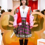 Quỳnh Lương Instagram - Khai trương store Kenzo Tràng Tiền, là 1 trong 5 store lớn của Kenzo. Với không gian bài trí vô cùng đẹp mắt truyền tải tinh thần, câu chuyện của bst 🥰🥰 Cám ơn Kenzo cùng lời mời thân thương lần này ạ ❤️ #kenzo #tamsonfashion Make up: Phương Kòi Hair: Hùng Phạm Photo : Đào Bá Đỗ Hải